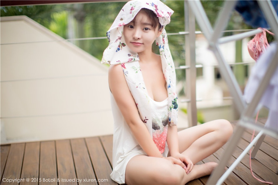 童颜巨乳美女柳侑绮户外大胆人体艺术写真高清图集(第64页)