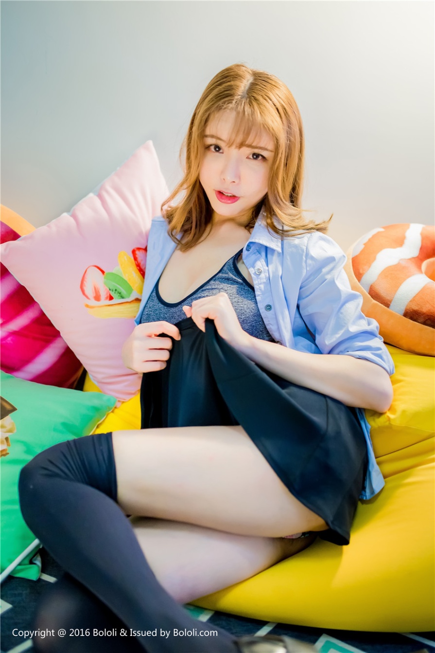 极品美女夏小秋秋秋室内白皙美臀诱惑人体私拍照片(第28页)