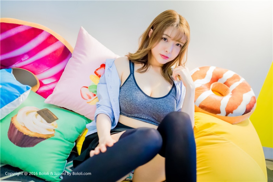 极品美女夏小秋秋秋室内白皙美臀诱惑人体私拍照片(第44页)