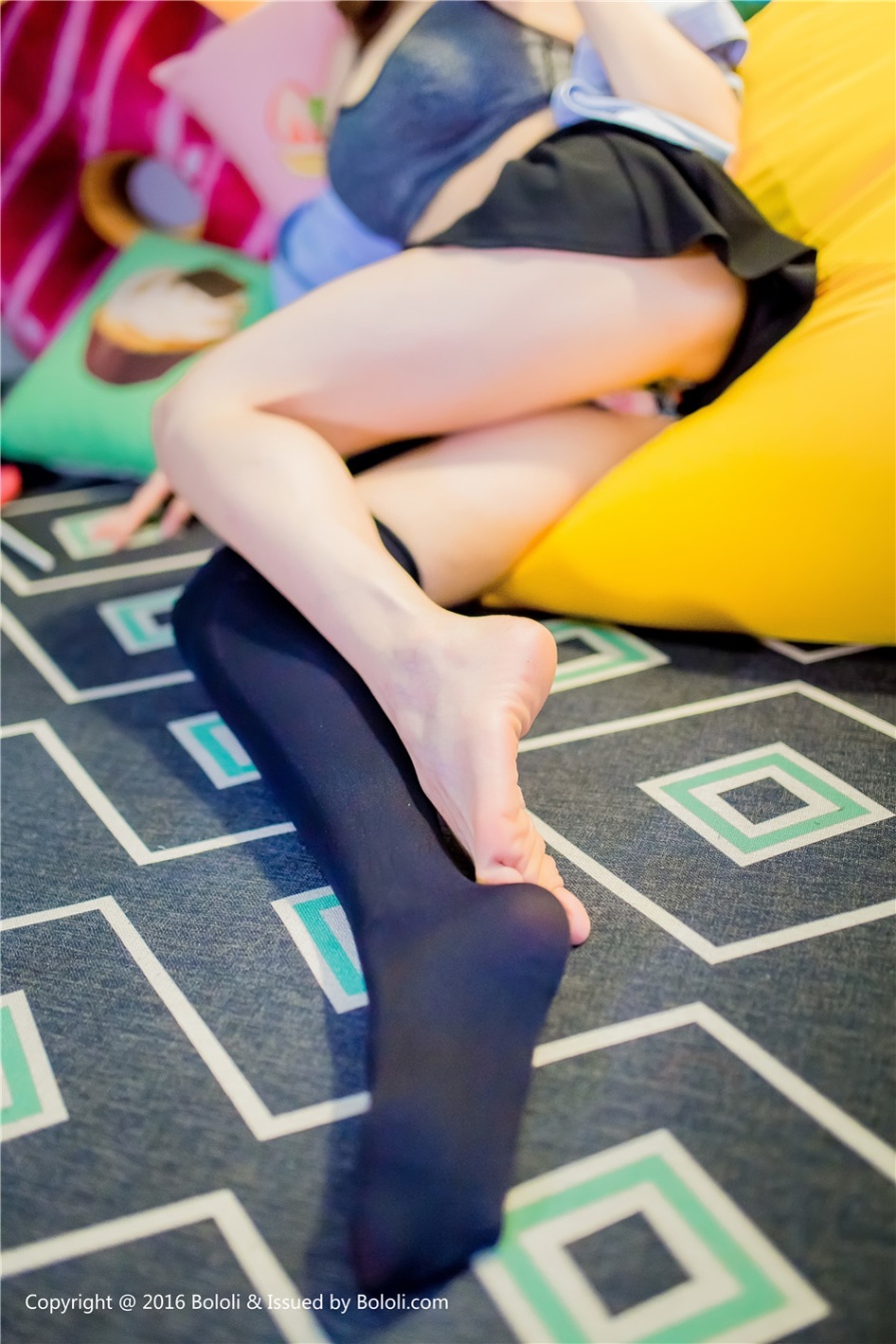 极品美女夏小秋秋秋室内白皙美臀诱惑人体私拍照片(第46页)