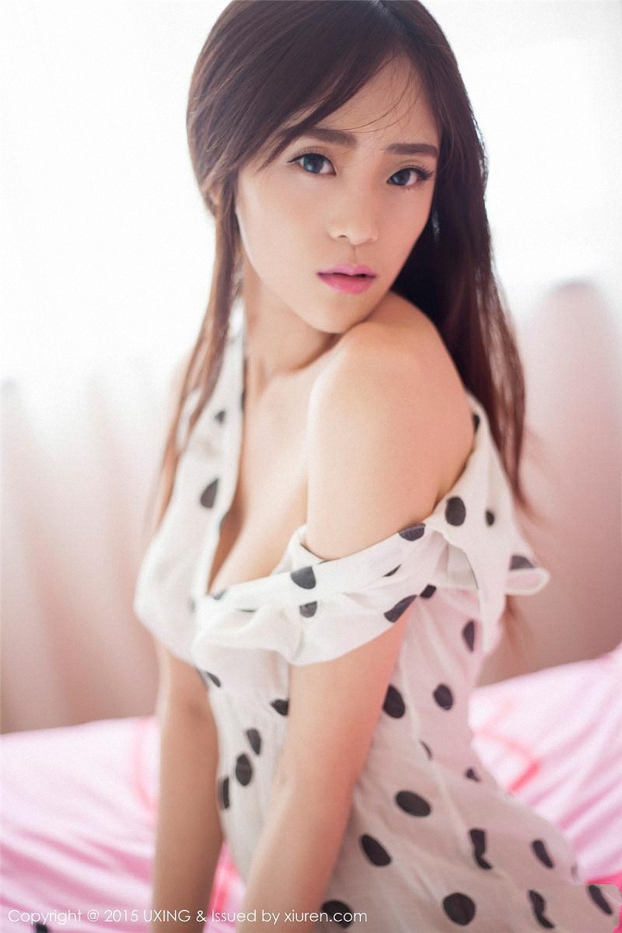清纯美女模特顏允允室内性感内衣大胆人体艺术写真图片(第51页)