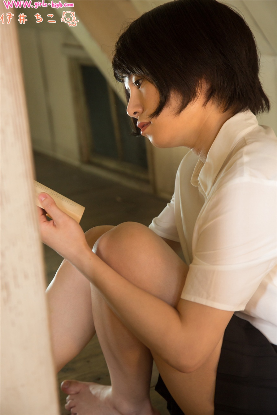 日本熟女室内性感肥臀人体艺术写真图片(第6页)