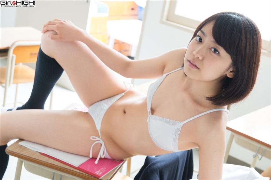 学生妹西野小春科室内脱衣性感内衣人体艺术写真图片(第7页)
