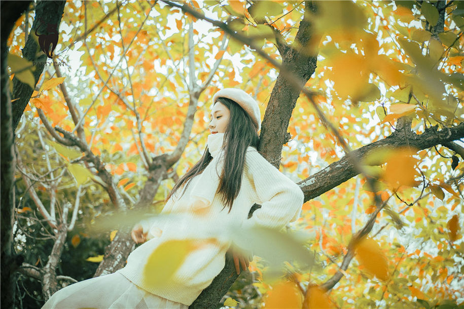 骨感软妹子曲曲室内性感内衣人体私房照片(第13页)