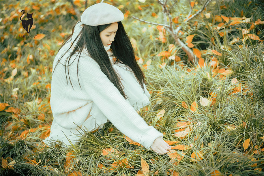 骨感软妹子曲曲室内性感内衣人体私房照片(第15页)