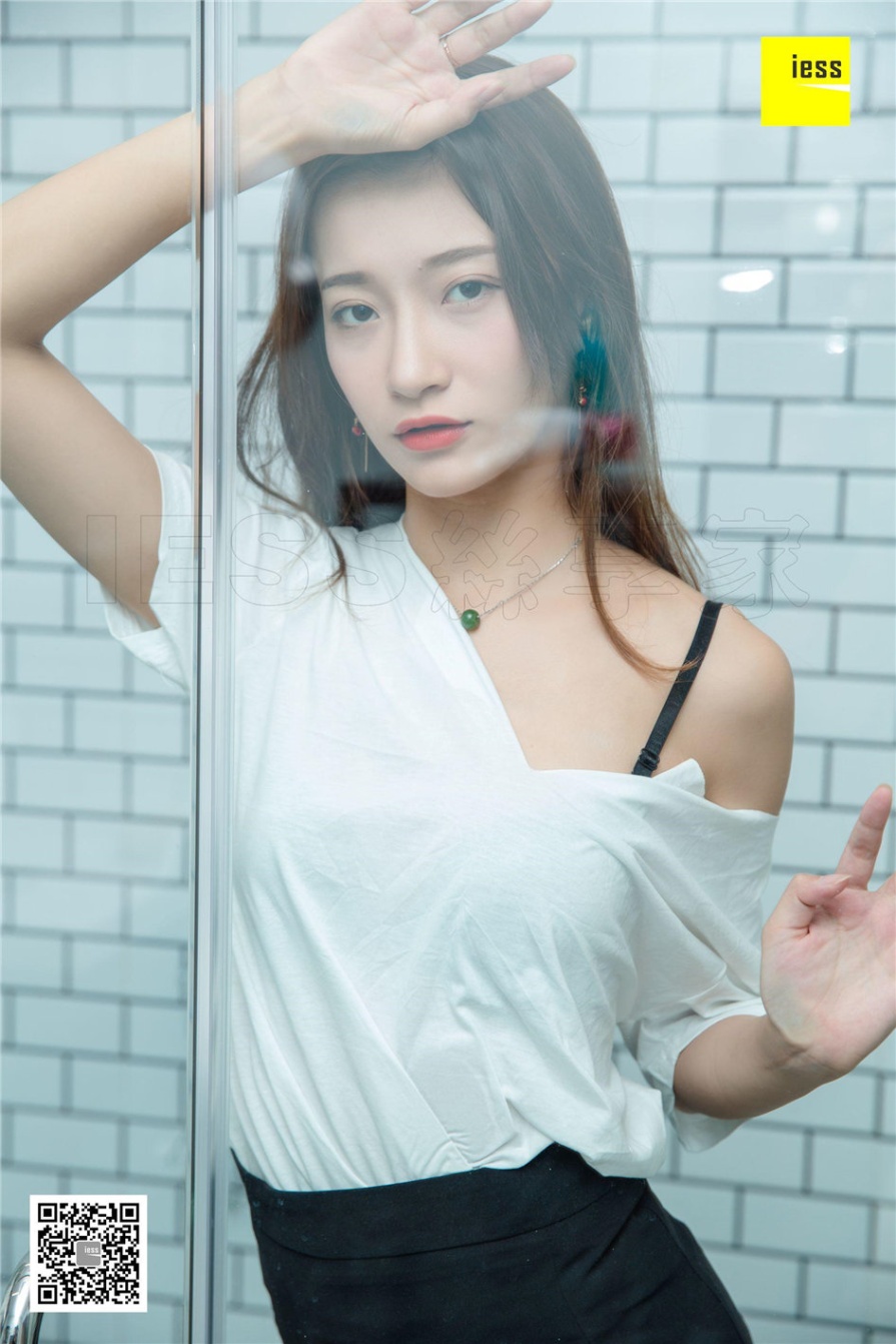 气质美女秋秋浴室西西人体艺术写真图片(第26页)