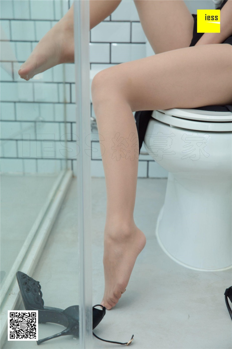 气质美女秋秋浴室西西人体艺术写真图片(第36页)