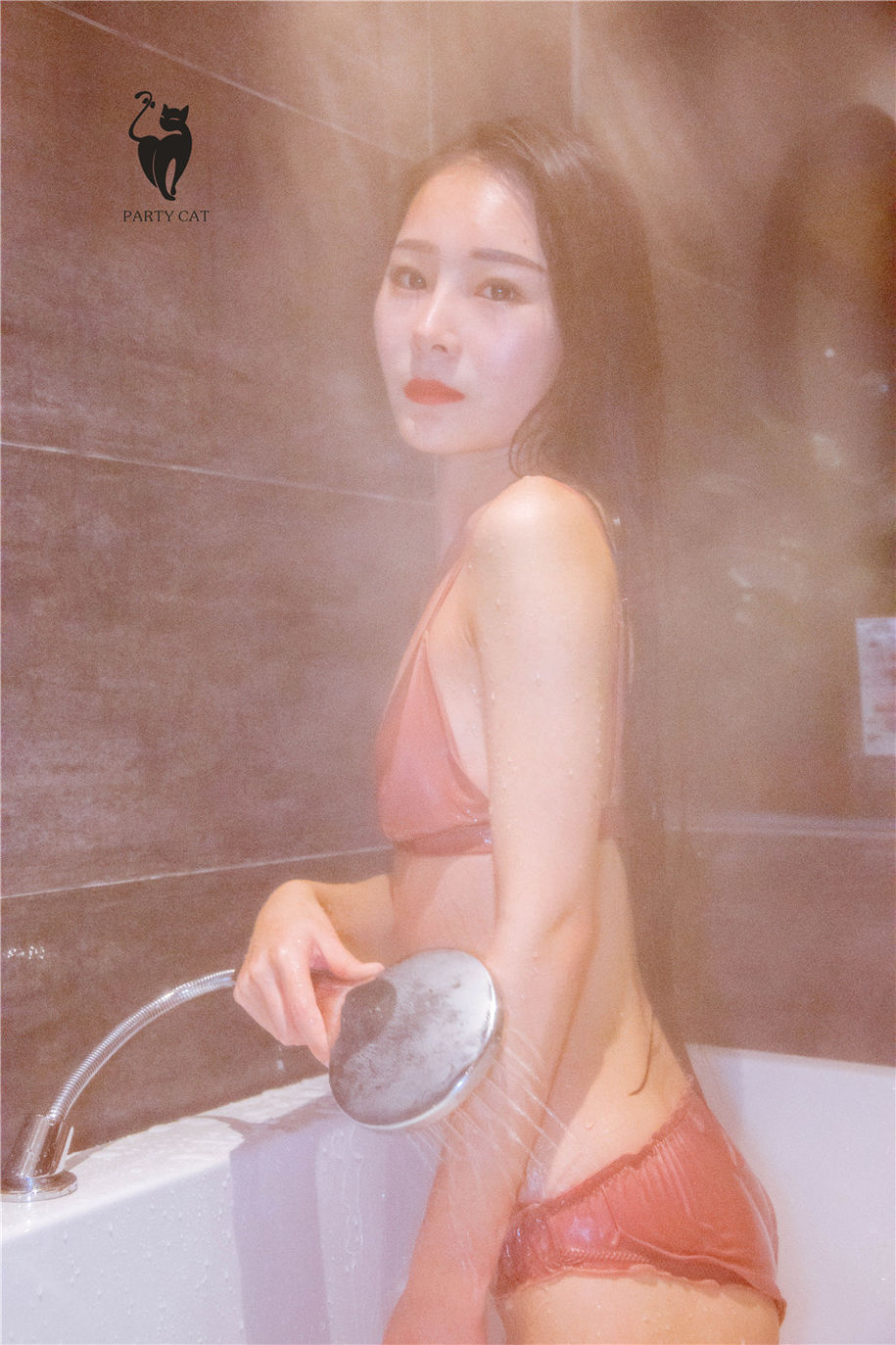 PartyCat轰趴猫 娇嫩纹身美女浴室销魂湿身诱惑摄影福利图片(第10页)