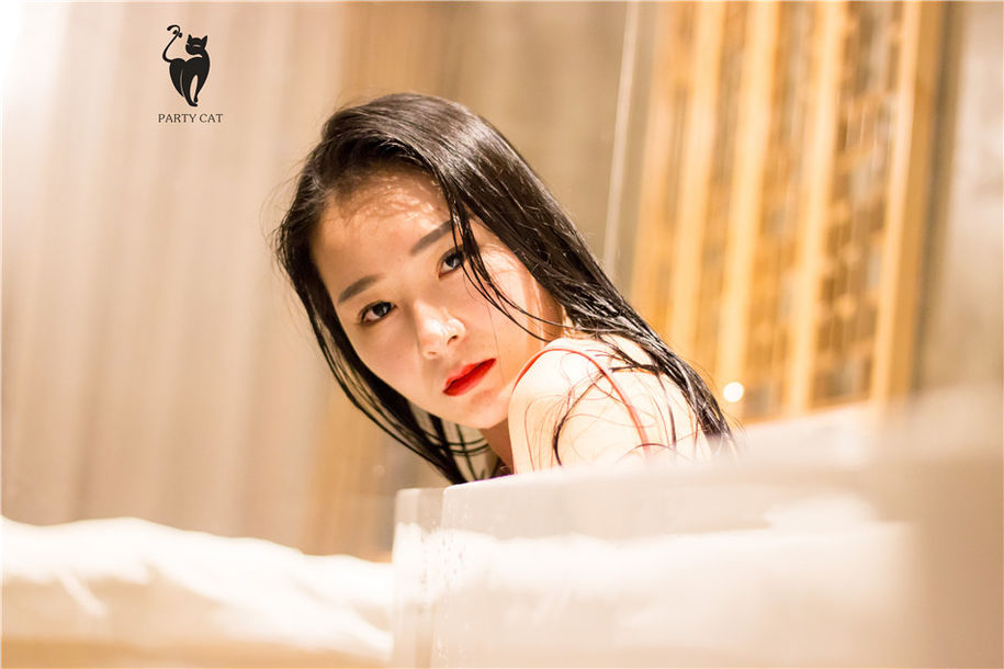 PartyCat轰趴猫 娇嫩纹身美女浴室销魂湿身诱惑摄影福利图片(第12页)