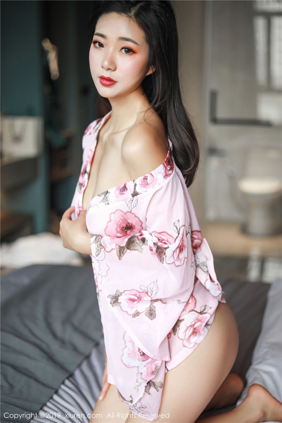 秀人网 性感情趣内衣嫩模宋-KiKi雪白玉乳火辣写真图片(第8页)