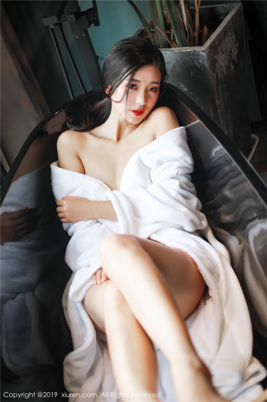 秀人网 性感情趣内衣嫩模宋-KiKi雪白玉乳火辣写真图片(第12页)