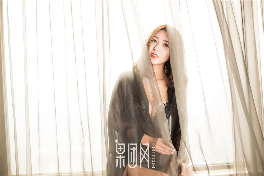 Girlt果团人像摄影写真 大胸嫩模香艳超薄情趣睡衣勾魂写真图片(第18页)