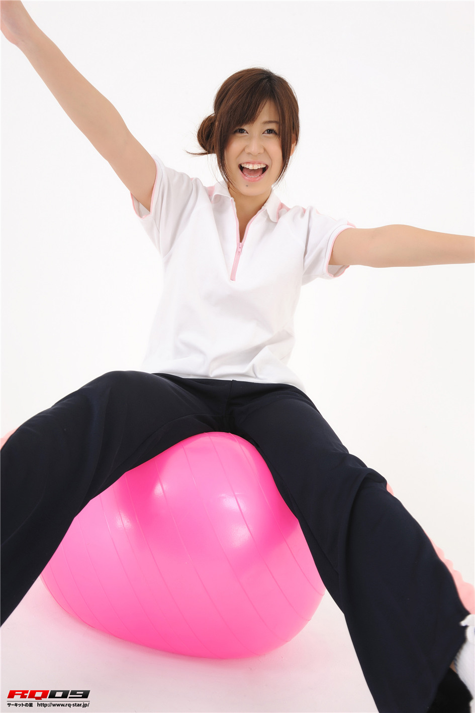 [RQ-STAR]日本少妇永作あい休闲装室内写真NO.01124(第41页)