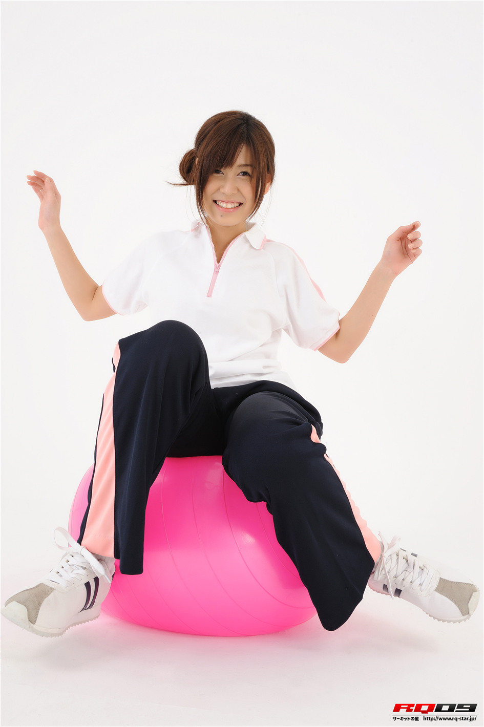 [RQ-STAR]日本少妇永作あい休闲装室内写真NO.01124(第46页)