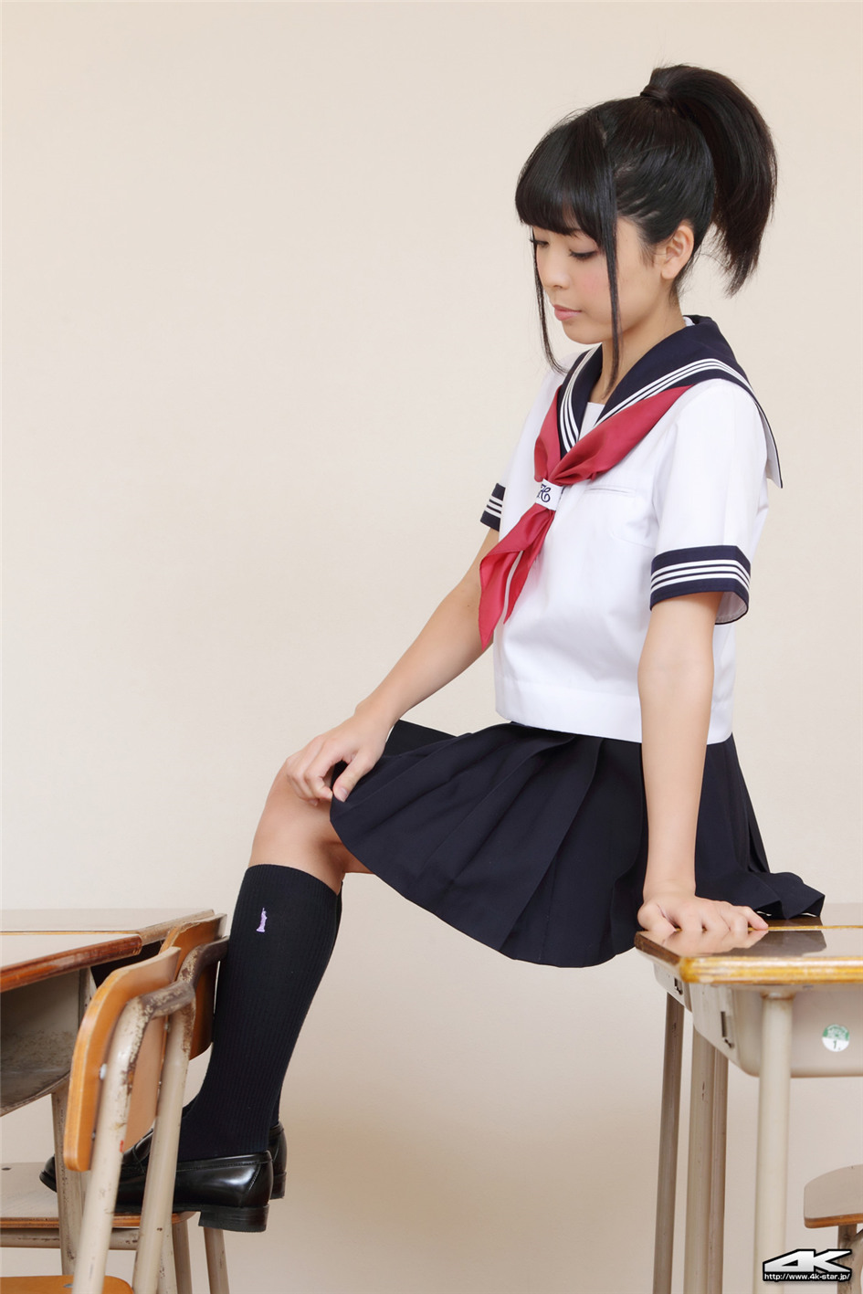 [4K-STAR]日本性感学生妹さとう教室可爱写真No.00373(第54页)