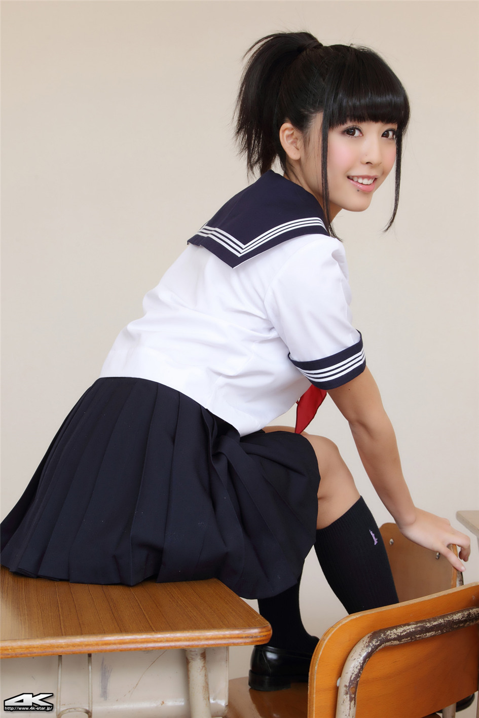 [4K-STAR]日本性感学生妹さとう教室可爱写真No.00373(第65页)