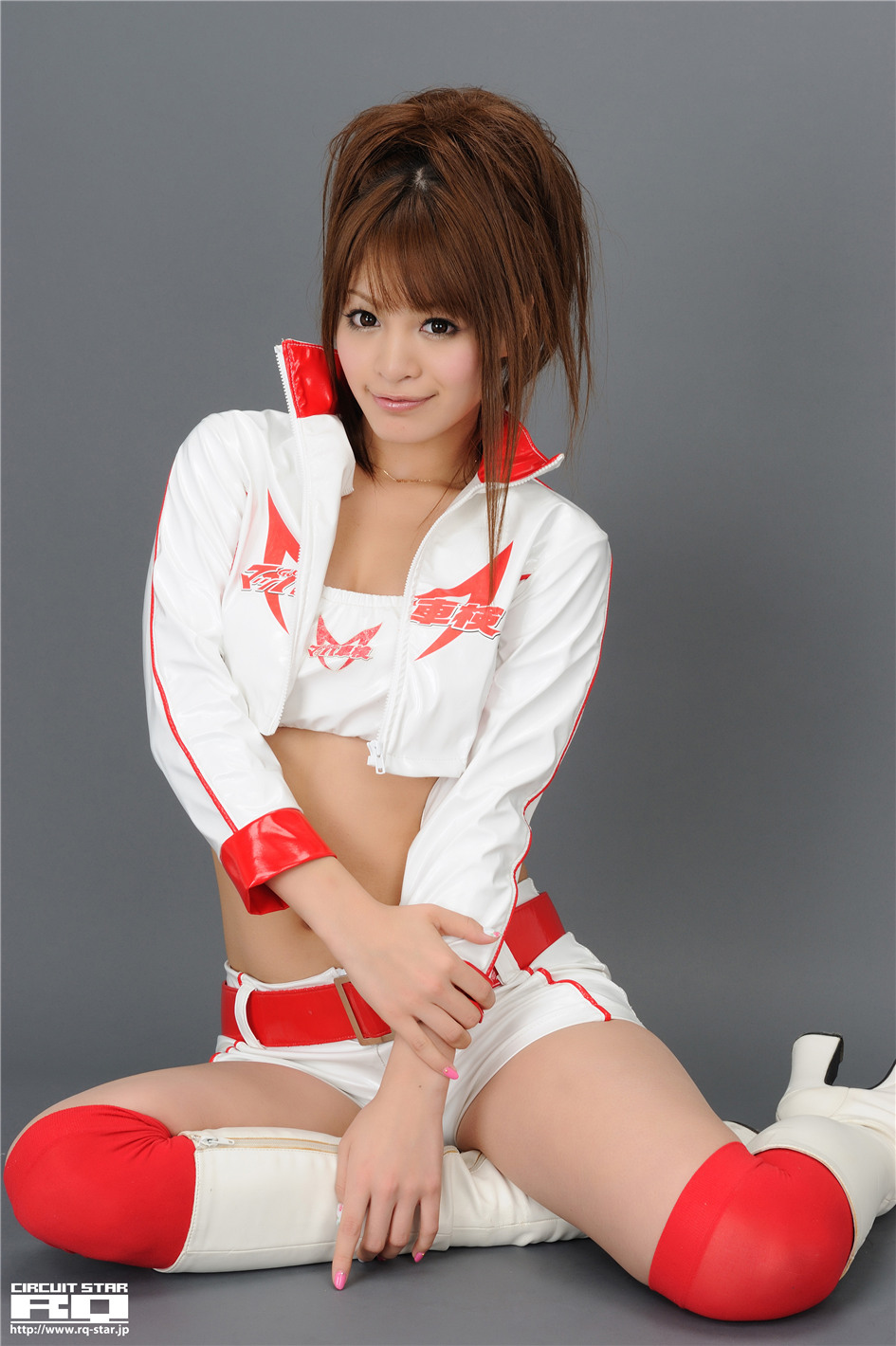 [RQ-STAR]日本赛车皇后春菜めぐみ制服高清摄影NO.01142(第43页)