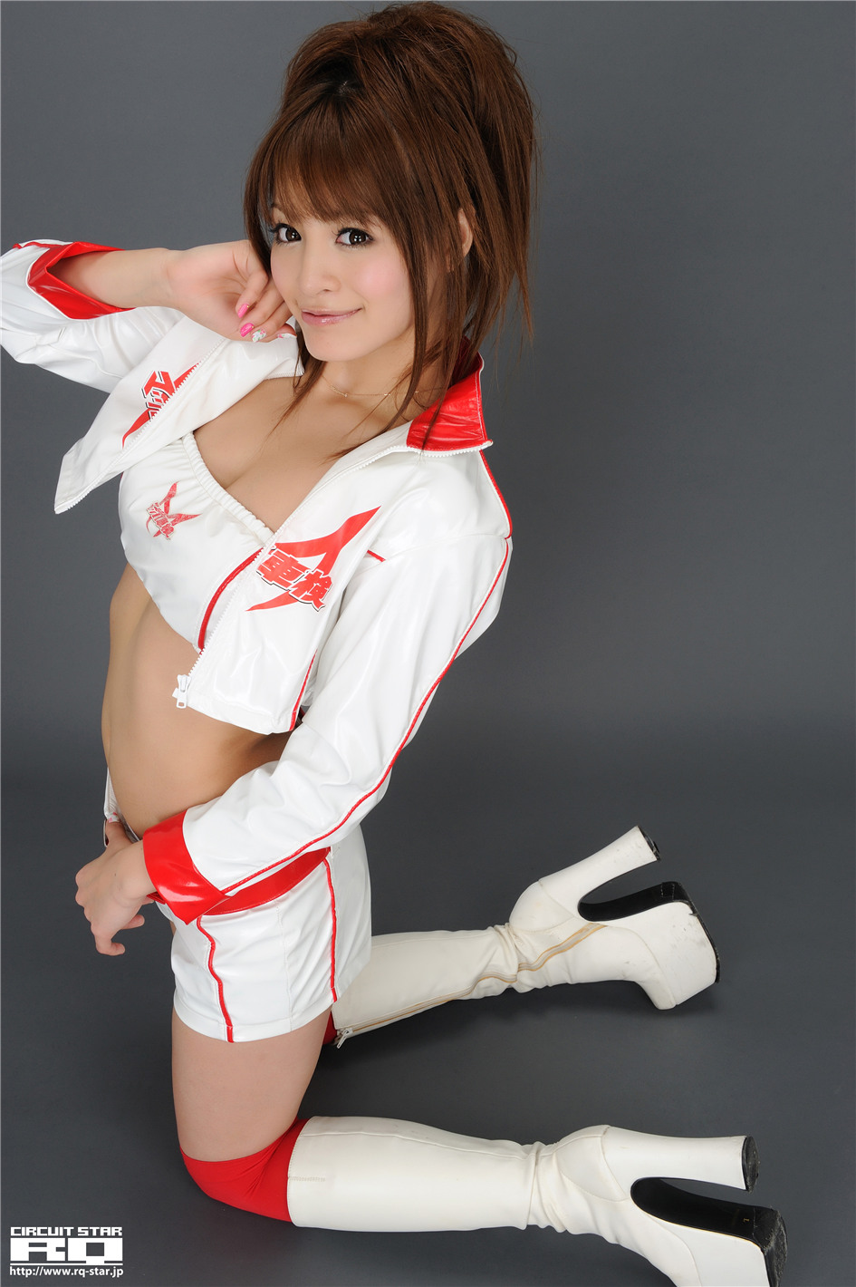 [RQ-STAR]日本赛车皇后春菜めぐみ制服高清摄影NO.01142(第53页)