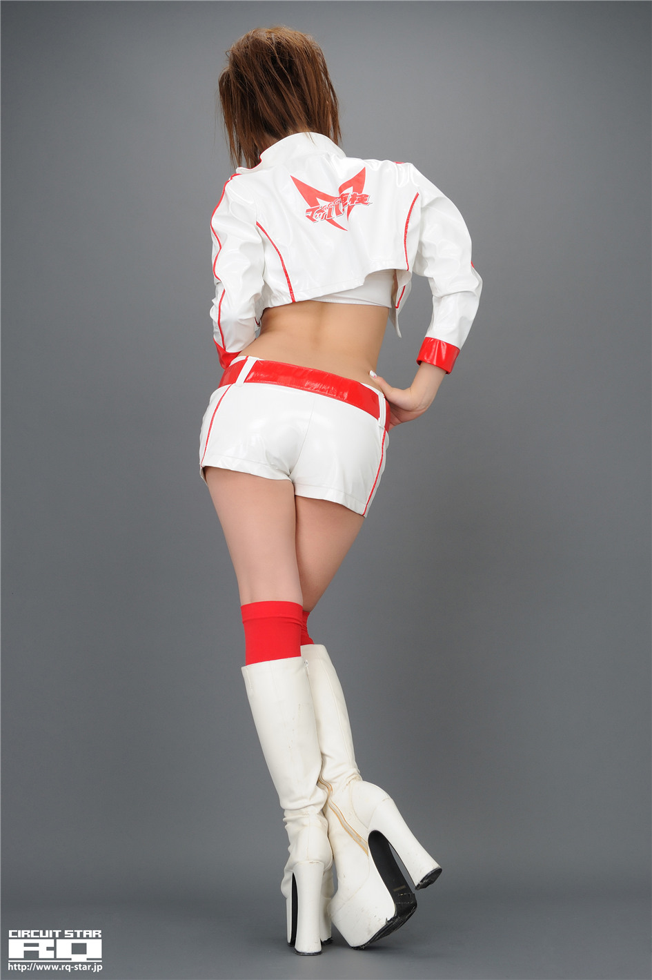 [RQ-STAR]日本赛车皇后春菜めぐみ制服高清摄影NO.01142(第56页)