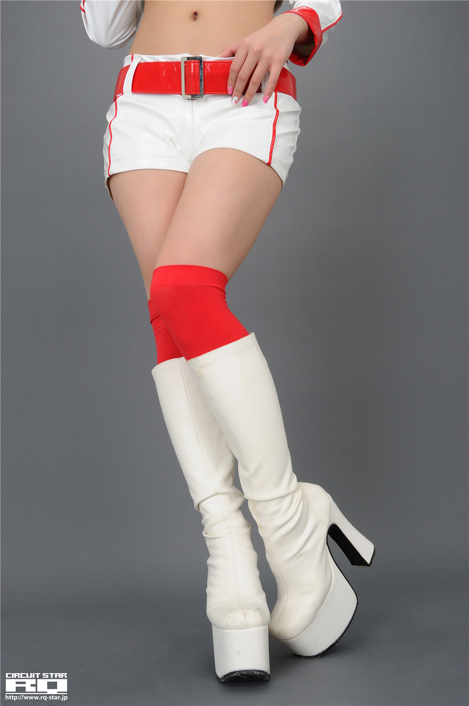 [RQ-STAR]日本赛车皇后春菜めぐみ制服高清摄影NO.01142(第65页)