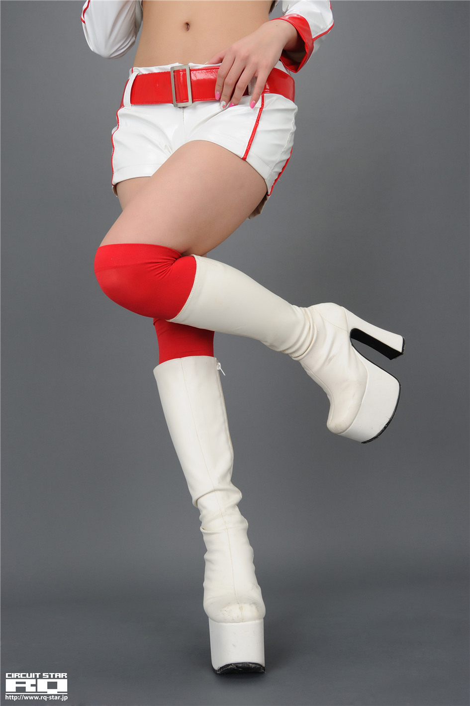 [RQ-STAR]日本赛车皇后春菜めぐみ制服高清摄影NO.01142(第66页)