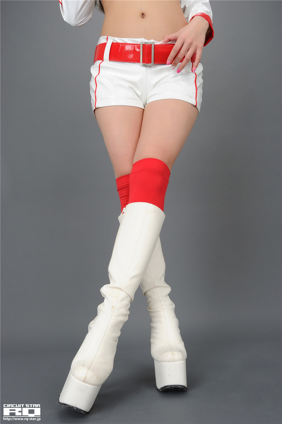 [RQ-STAR]日本赛车皇后春菜めぐみ制服高清摄影NO.01142(第69页)