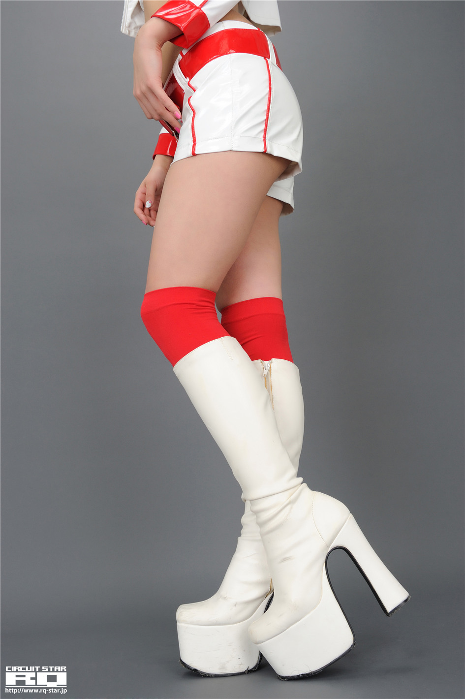 [RQ-STAR]日本赛车皇后春菜めぐみ制服高清摄影NO.01142(第74页)