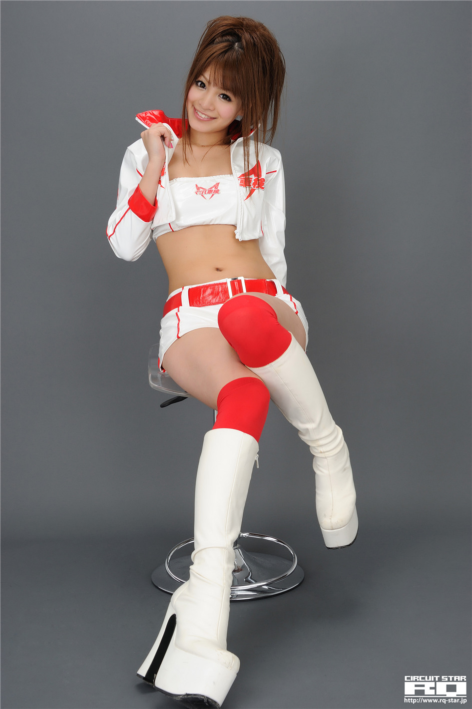 [RQ-STAR]日本赛车皇后春菜めぐみ制服高清摄影NO.01142(第88页)