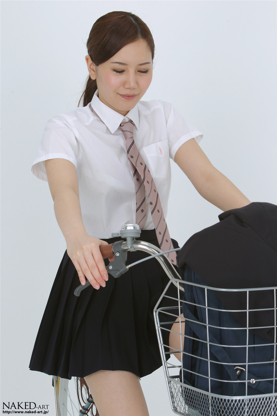 [NAKED-ART]小西友梨NO.006精品套图(第144页)