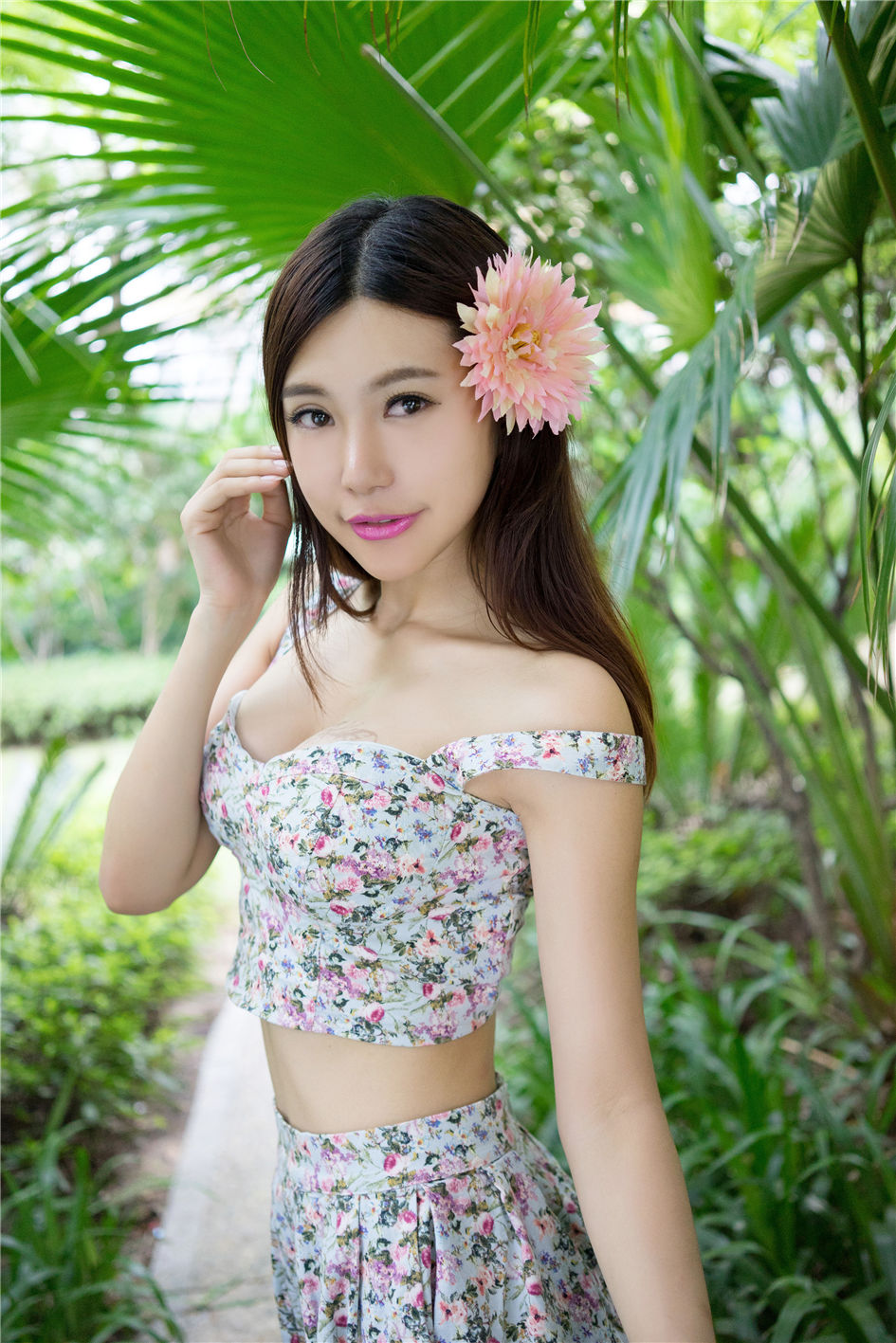 [TGOD推女神]绮里嘉第001期精品套图(第31页)