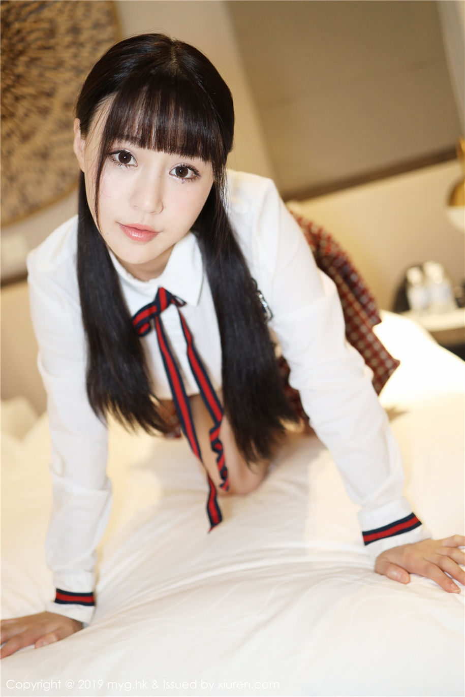清纯可爱美女私房制服装高清诱惑图(第34页)