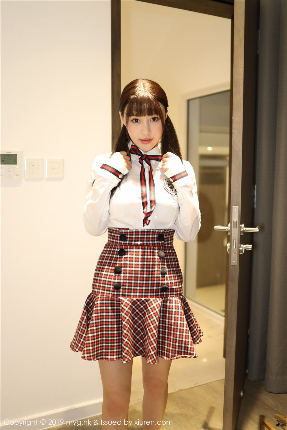清纯可爱美女私房制服装高清诱惑图(第36页)