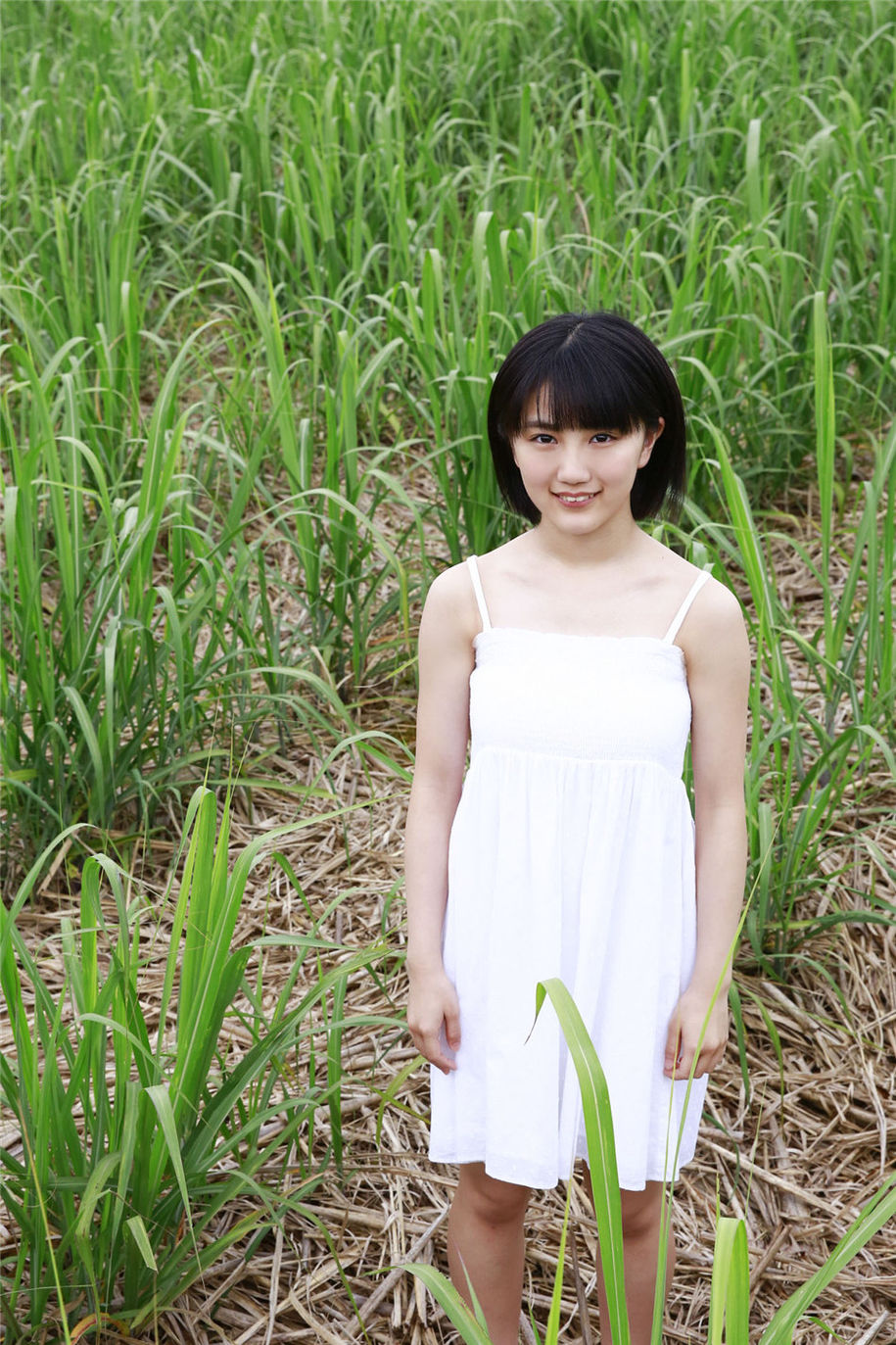 日本短发美女船木結吊带裙写真图片(第9页)