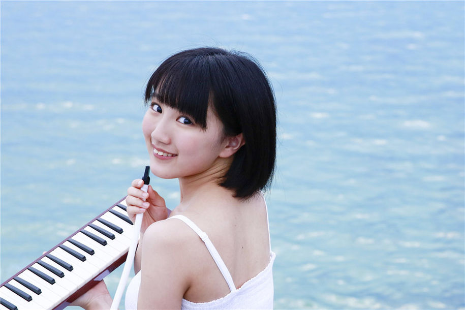日本短发美女船木結吊带裙写真图片(第14页)