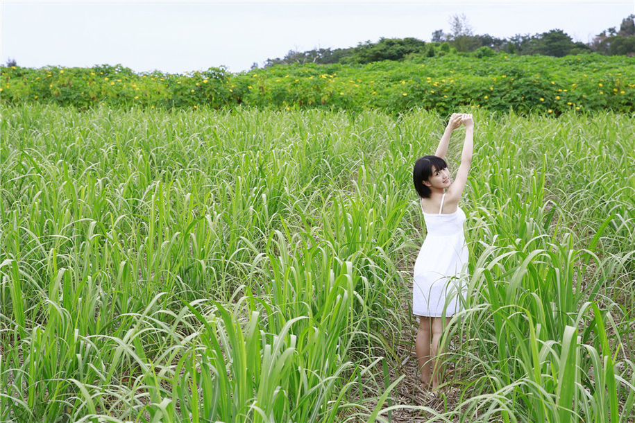 日本短发美女船木結吊带裙写真图片(第17页)