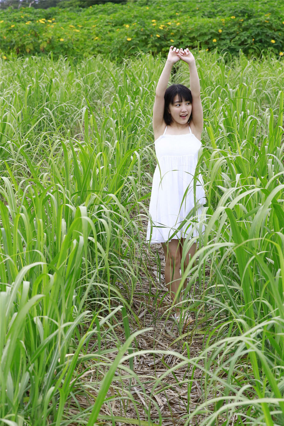 日本短发美女船木結吊带裙写真图片(第19页)