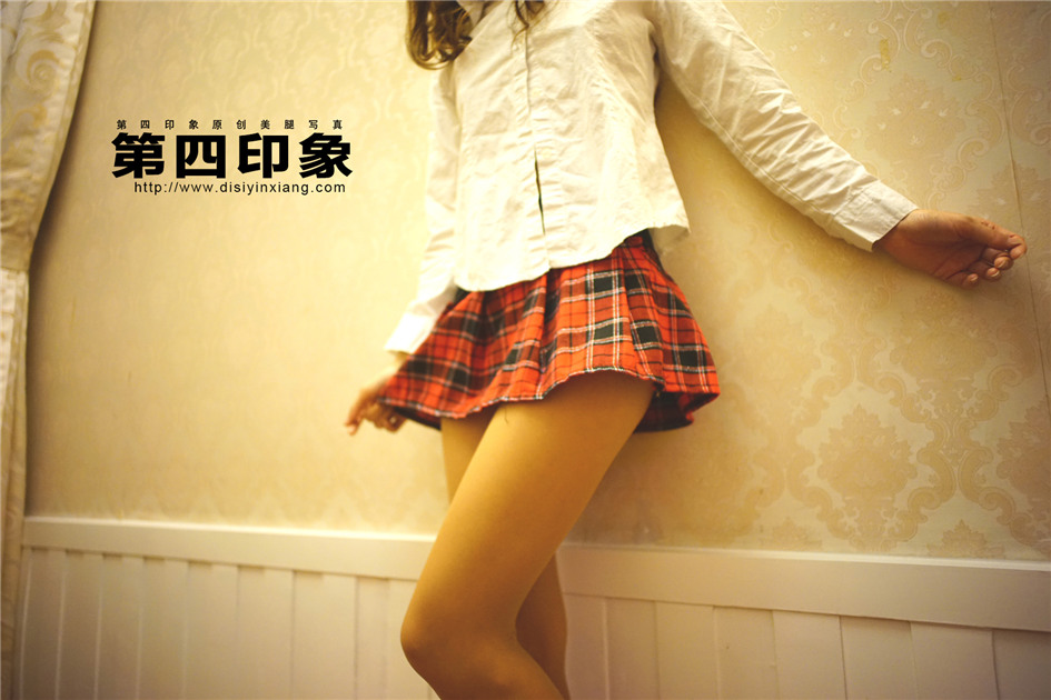 [第四印象]美女丝袜图片NO.422(第4页)