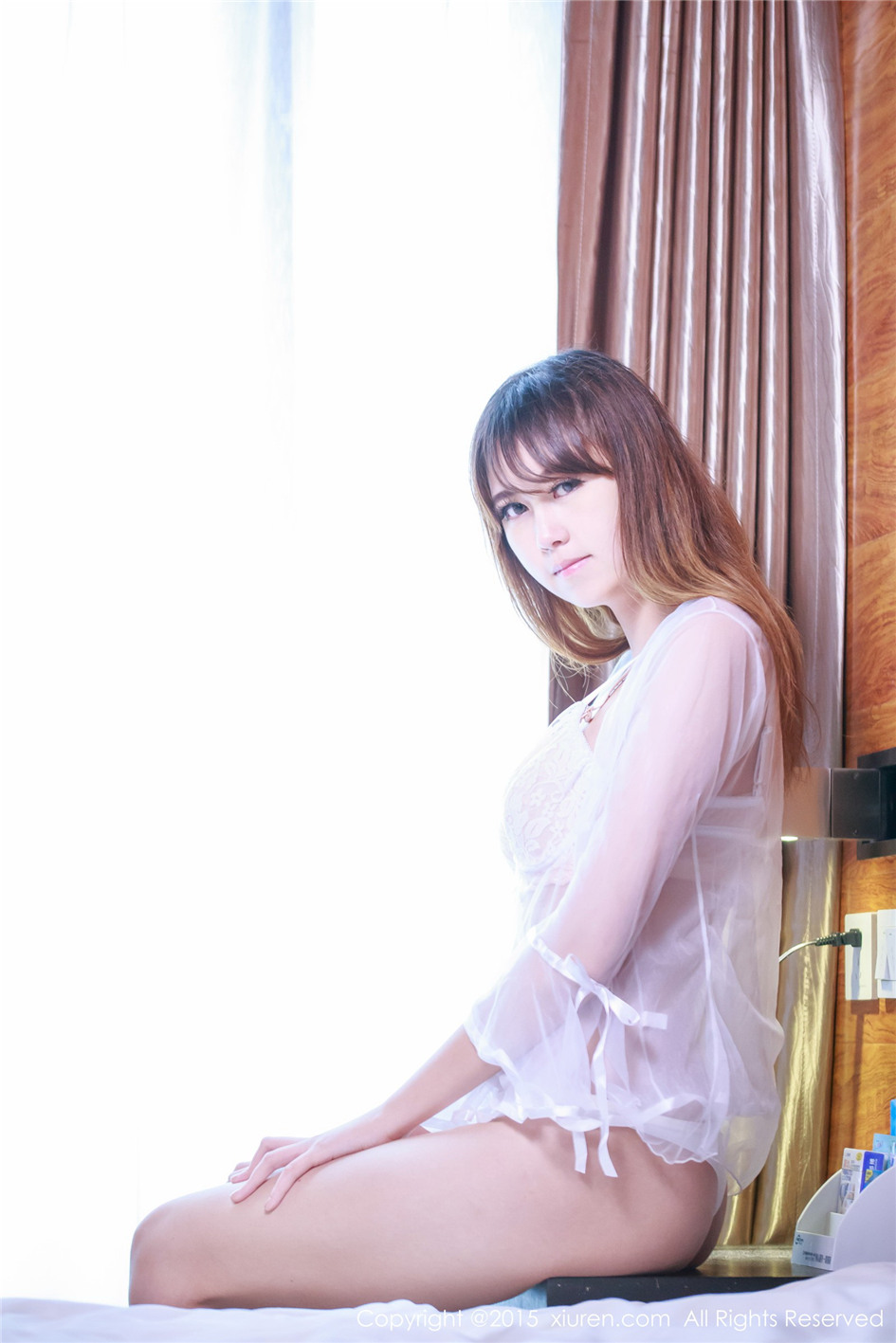 [秀人网]可爱美女轩儿性感半裸私房照第305期(第51页)