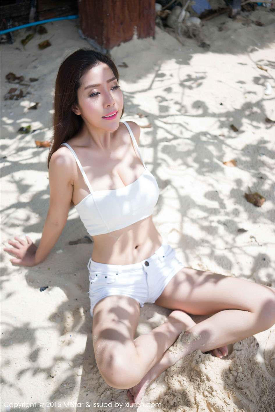 [魅妍社]嫩模陈欣靓影美臀泳池写真VOL.043(第28页)