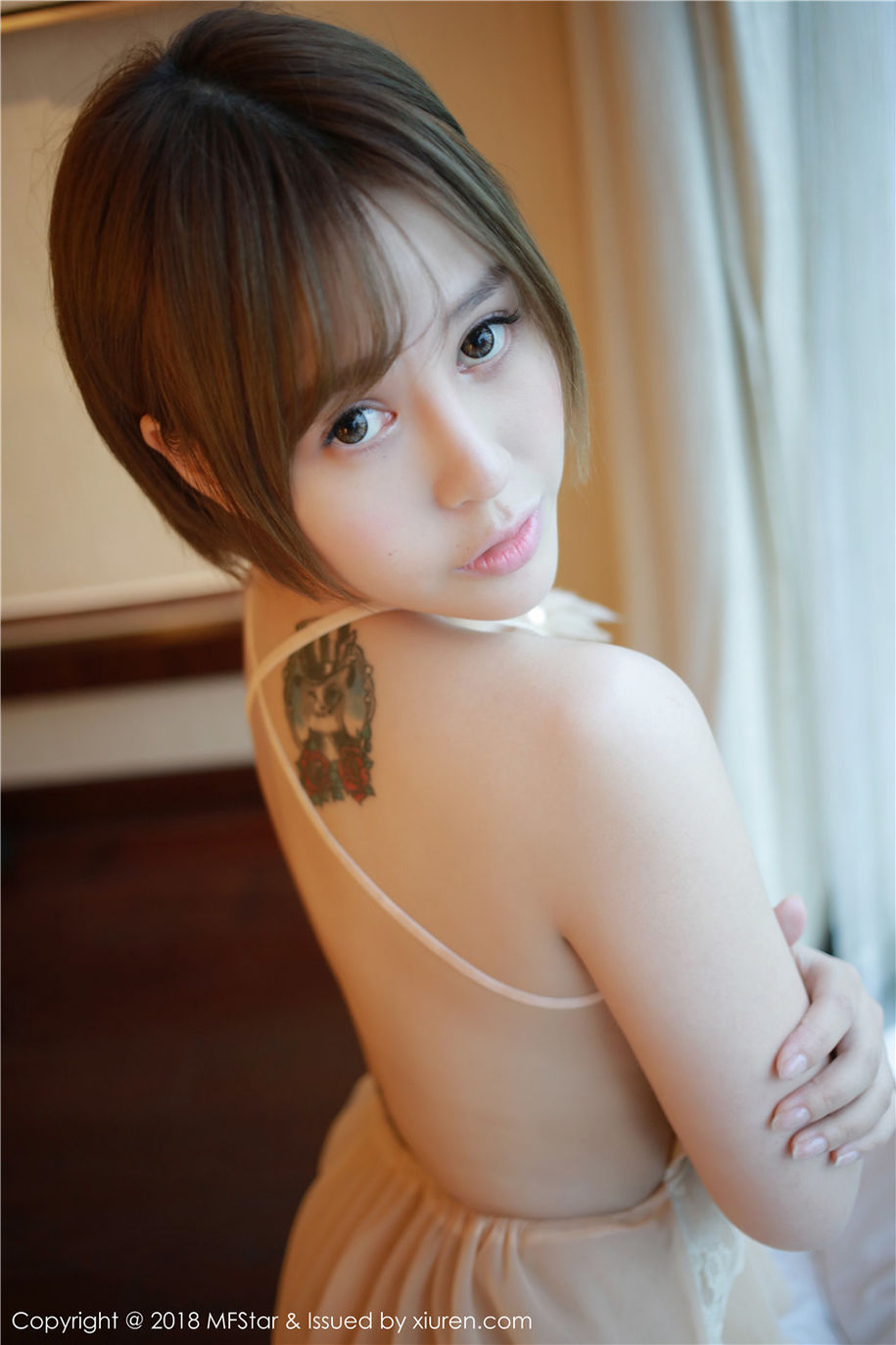 甜美女生Evelyn艾莉蕾丝情趣睡衣诱惑私房照(第17页)