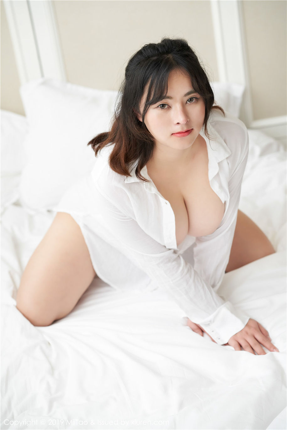 丰满御姐静香Mandy巨乳诱惑大胆人体艺术写真集(第34页)