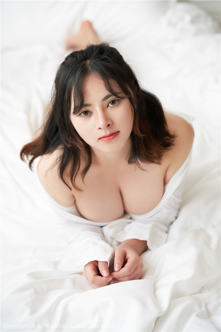 丰满御姐静香Mandy巨乳诱惑大胆人体艺术写真集(第35页)