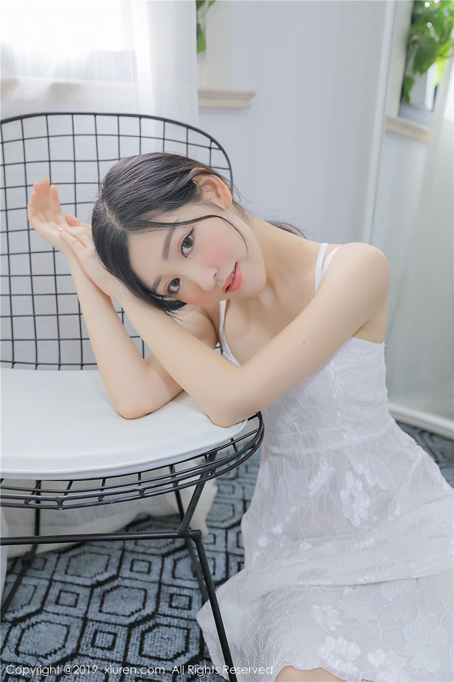 小清新美女沈梦瑶低胸装养眼乳沟诱惑私房照(第16页)