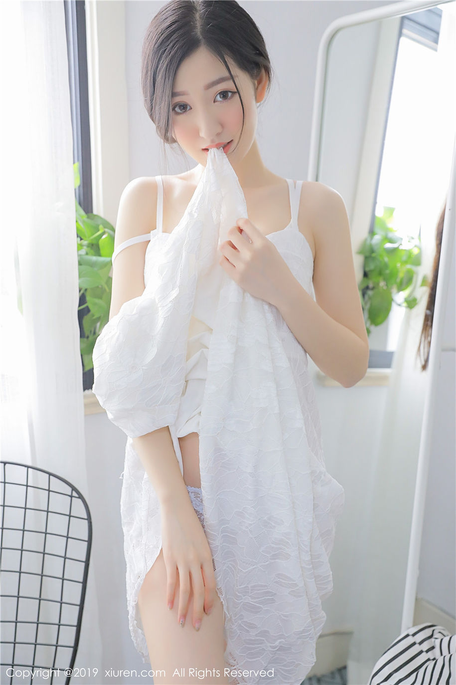 小清新美女沈梦瑶低胸装养眼乳沟诱惑私房照(第18页)
