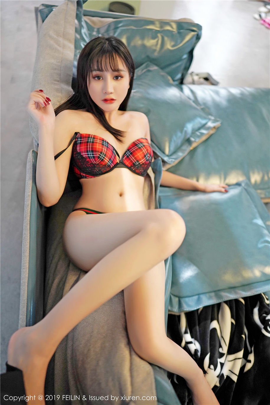 小清新美女Celina青妍情趣内衣浴室诱惑写真集(第8页)