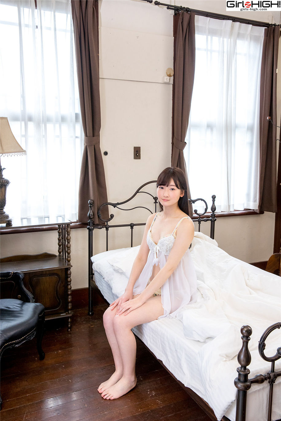 可爱美女近藤あさみ小清新内衣诱惑床照(第27页)