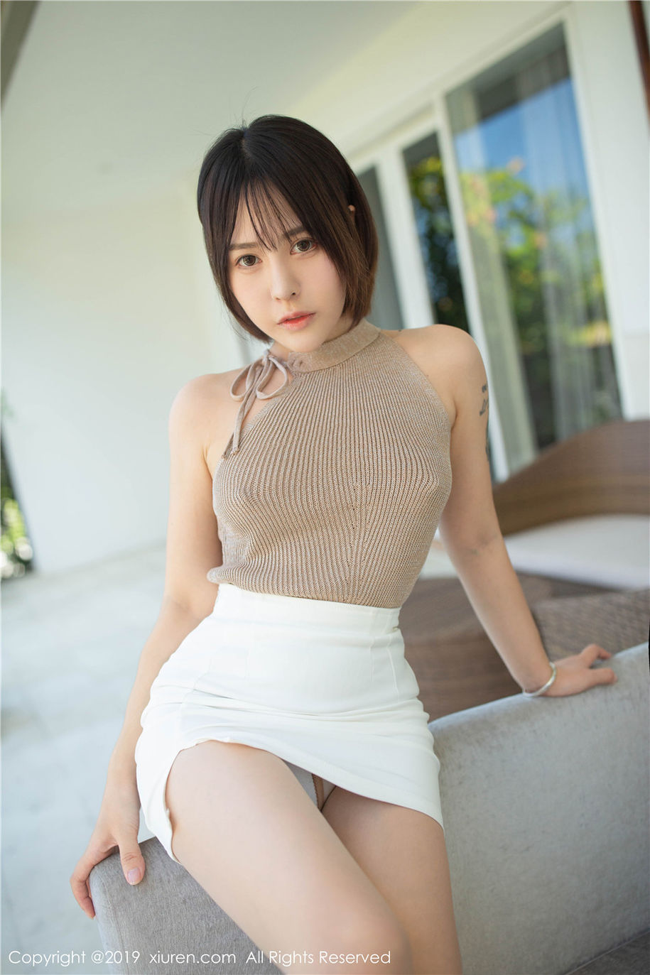 丰满少妇Evelyn艾莉真空激凸写真集(第16页)