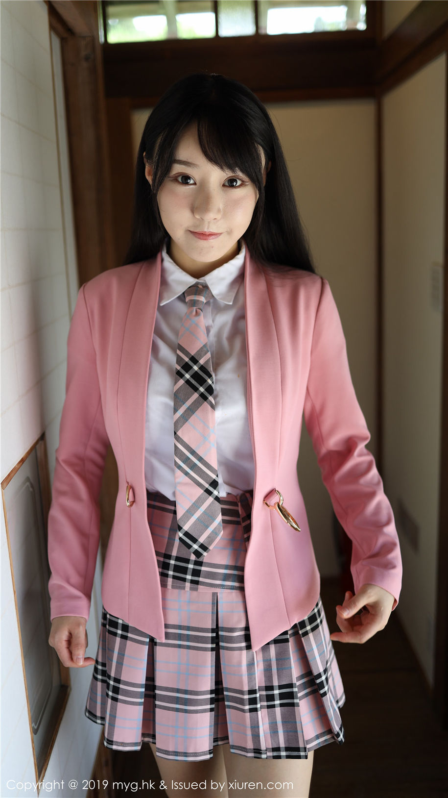小清新美女Flower朱可儿学生制服超短裙诱惑写真(第58页)