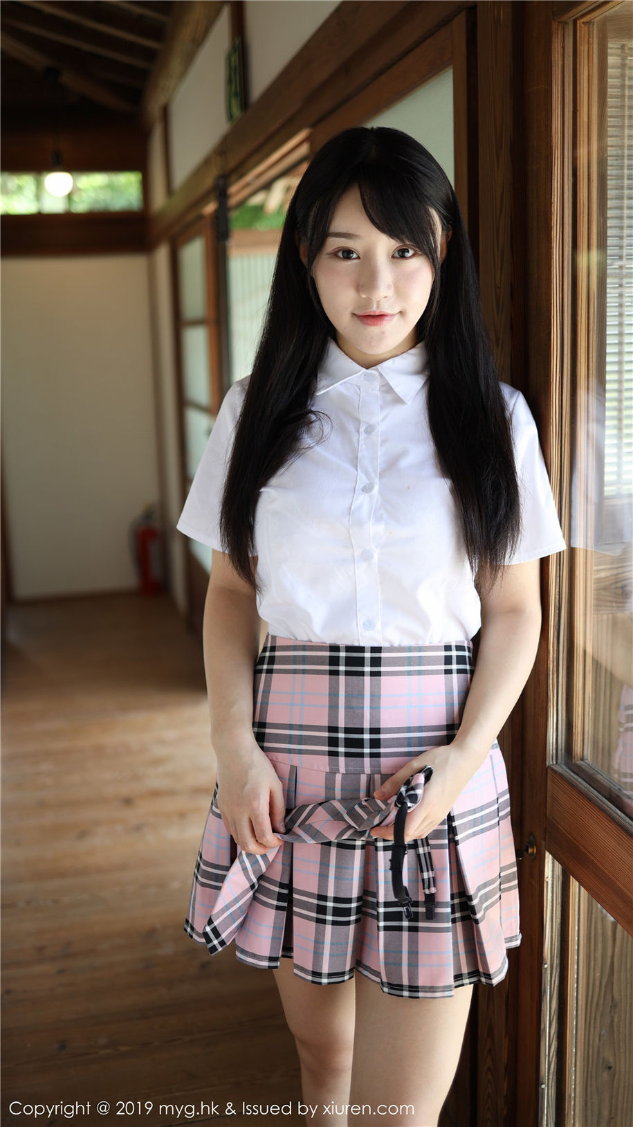 小清新美女Flower朱可儿学生制服超短裙诱惑写真(第62页)