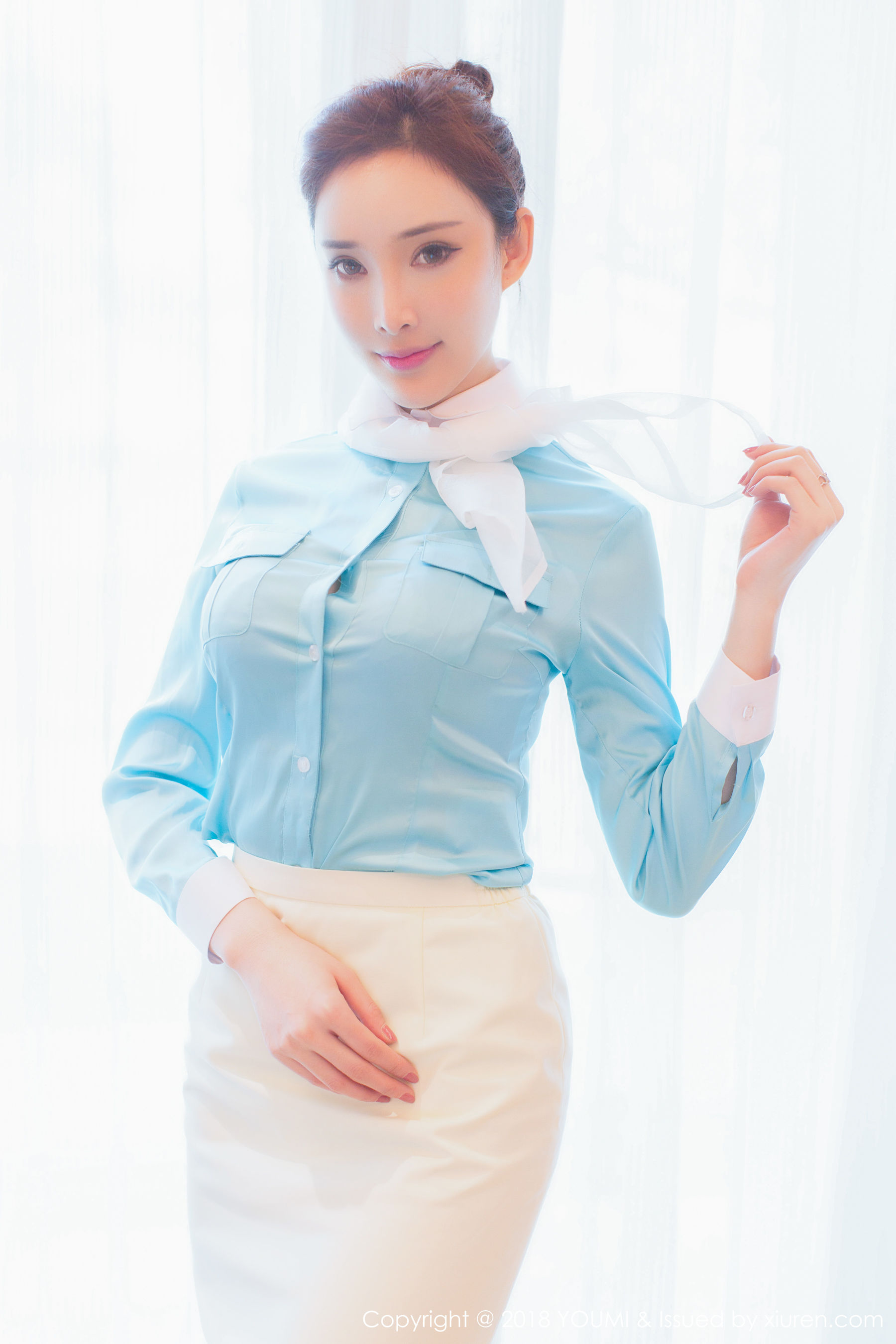 土肥圆矮挫穷《空姐服务》 [尤蜜荟YouMi] Vol.112 写真集(第26页)